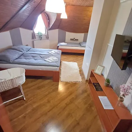 Vozi Nocleg ze śniadaniem Mehkerek