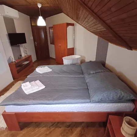 Vozi Nocleg ze śniadaniem *